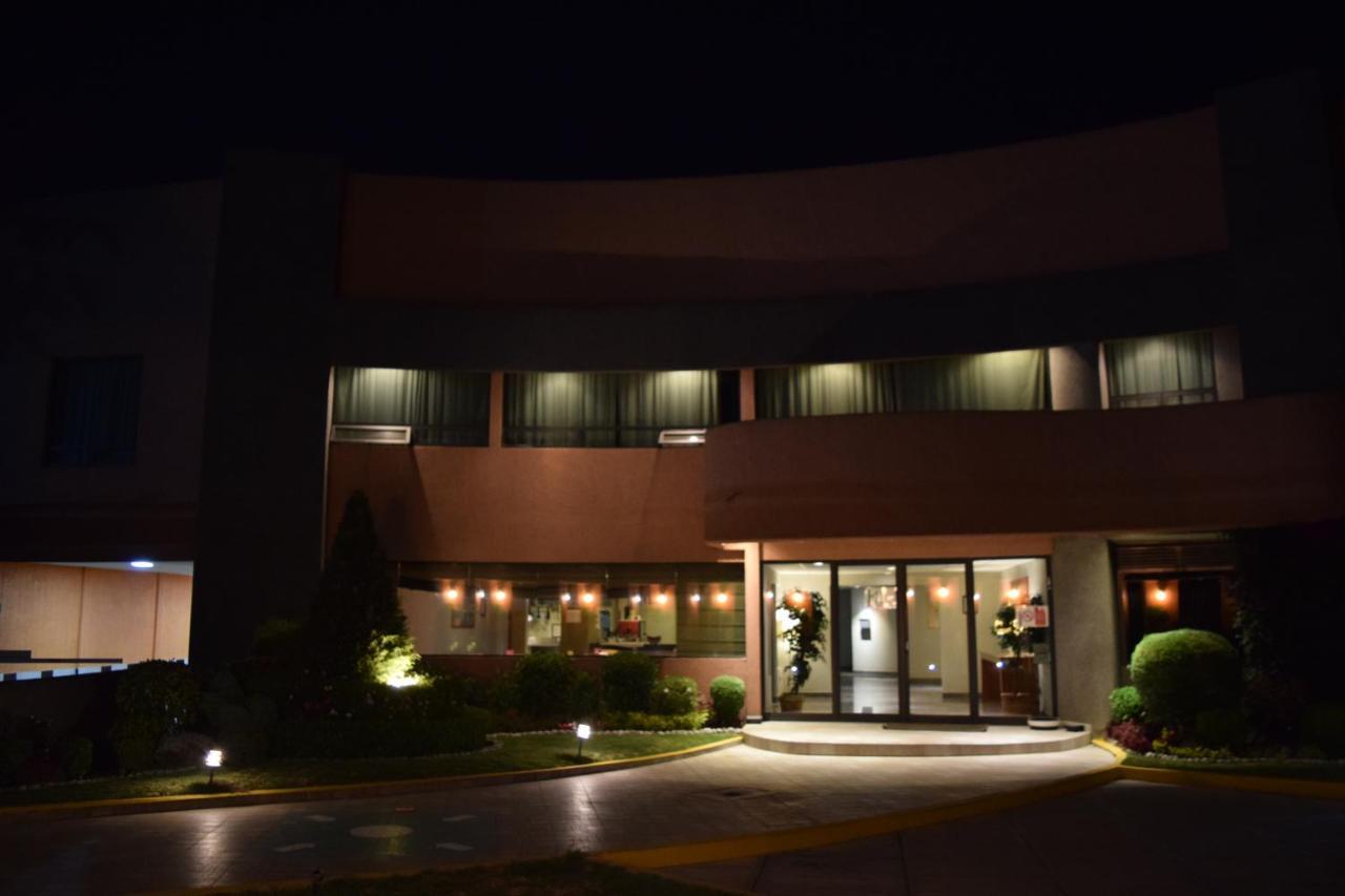 Hotel & Suites La Marquesa Toluca Exterior photo